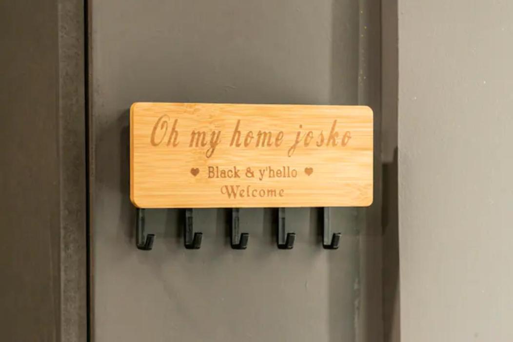 Black & Y'Hello T2 : Wifi/Parking/ 5' Centre-Ville Angoulême Exteriör bild